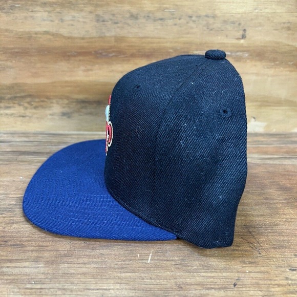 New Orleans Pelicans Mitchell & Ness NBA Snapback Adjustable Hat - Picture 4 of 6